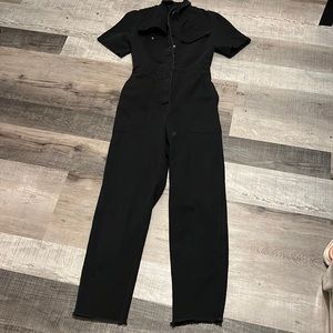BDG Jumpsuit shot sleeve snap button up